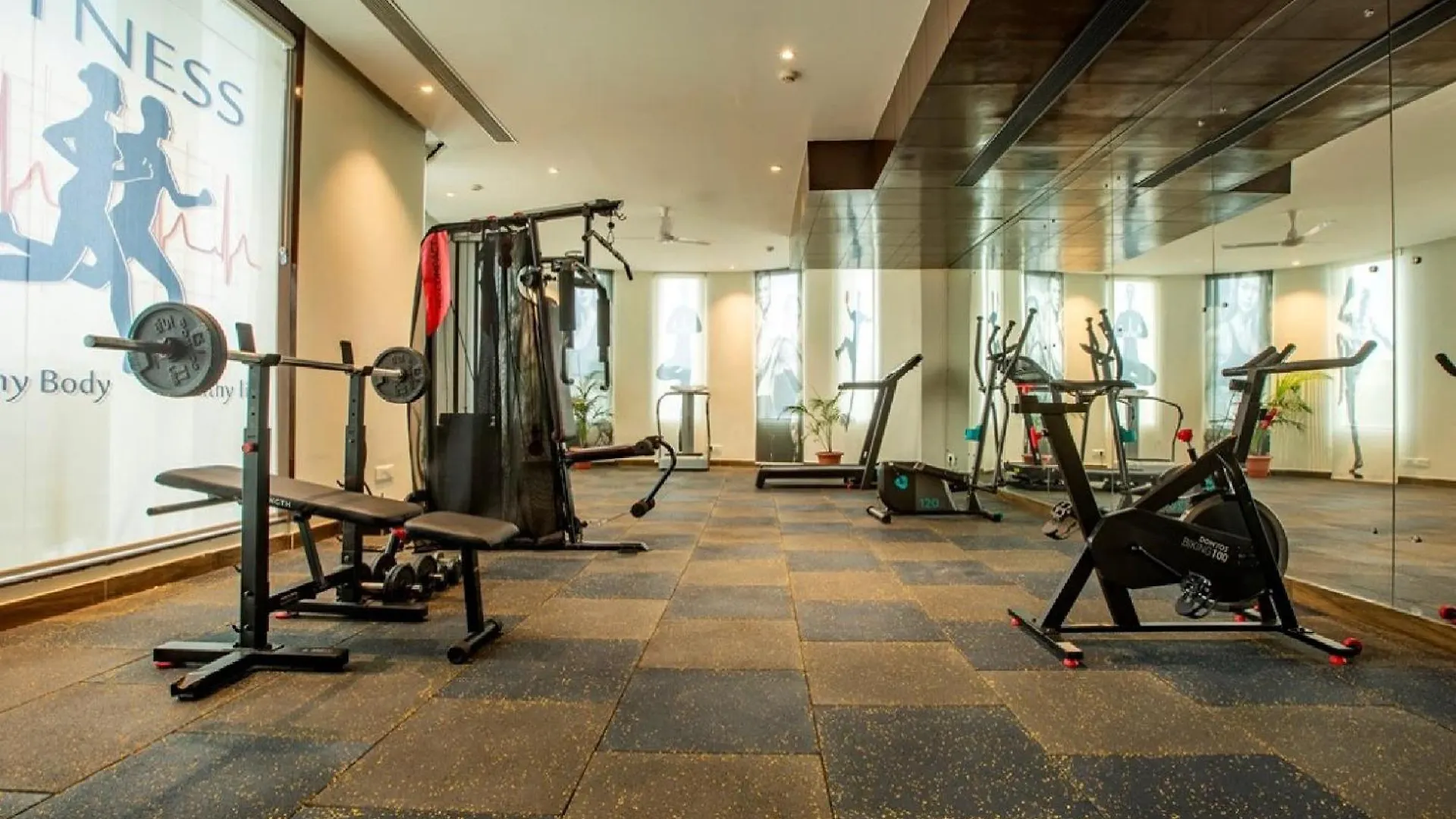 Hotel Oxmo Delhi Airport With Free Airport Transsfer New Delhi