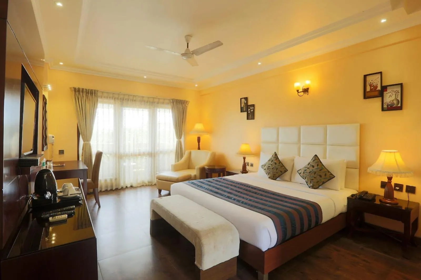 Hotel Oxmo Delhi Airport With Free Airport Transsfer New Delhi 4*,  India